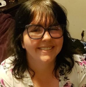 Meet your Posher, Traci